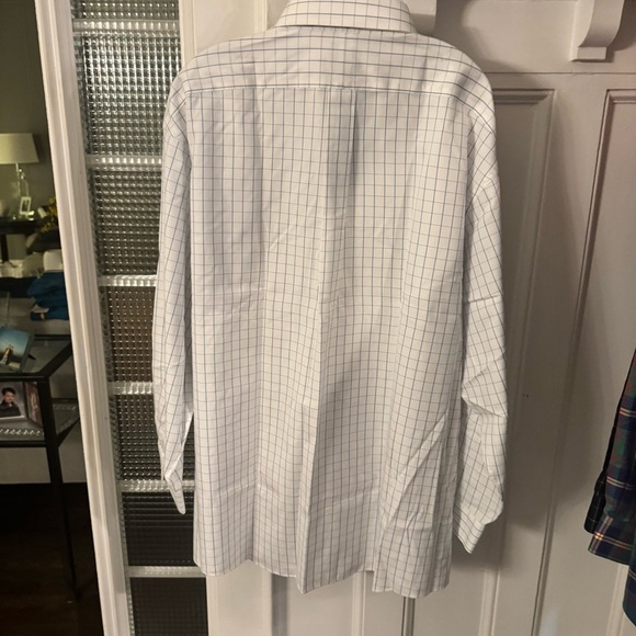 Jos. A. Bank Men's Non Iron Button down Shirt Long Sleeves Check  Sz 17.5 - Picture 4 of 13